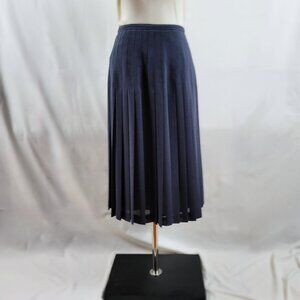 Elie Tahari Gray Pleated Skirt - Size 6